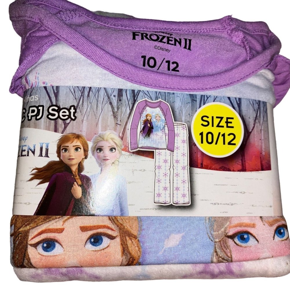 Disney Frozen ll Elsa & Anna Stronger Together  Girls Pajama Set size 10/12